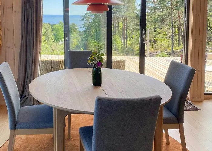 Dom wakacyjny Southern With Sea View And Terrace Stathelle